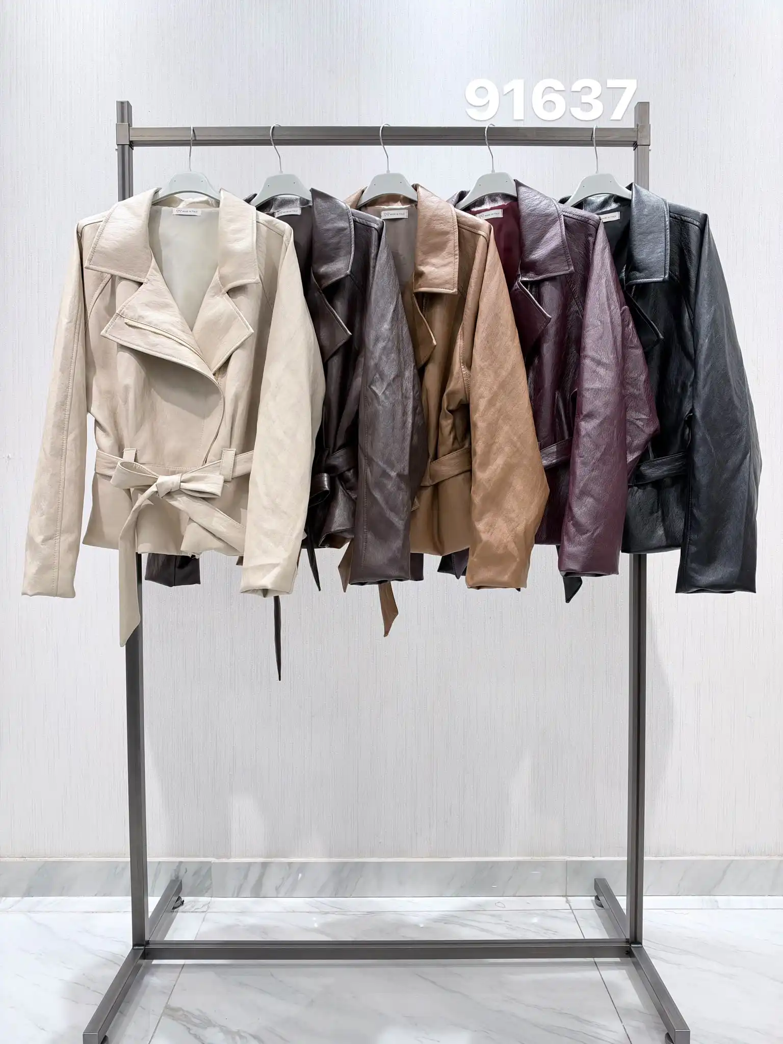 Tailored Jacket with Collar
