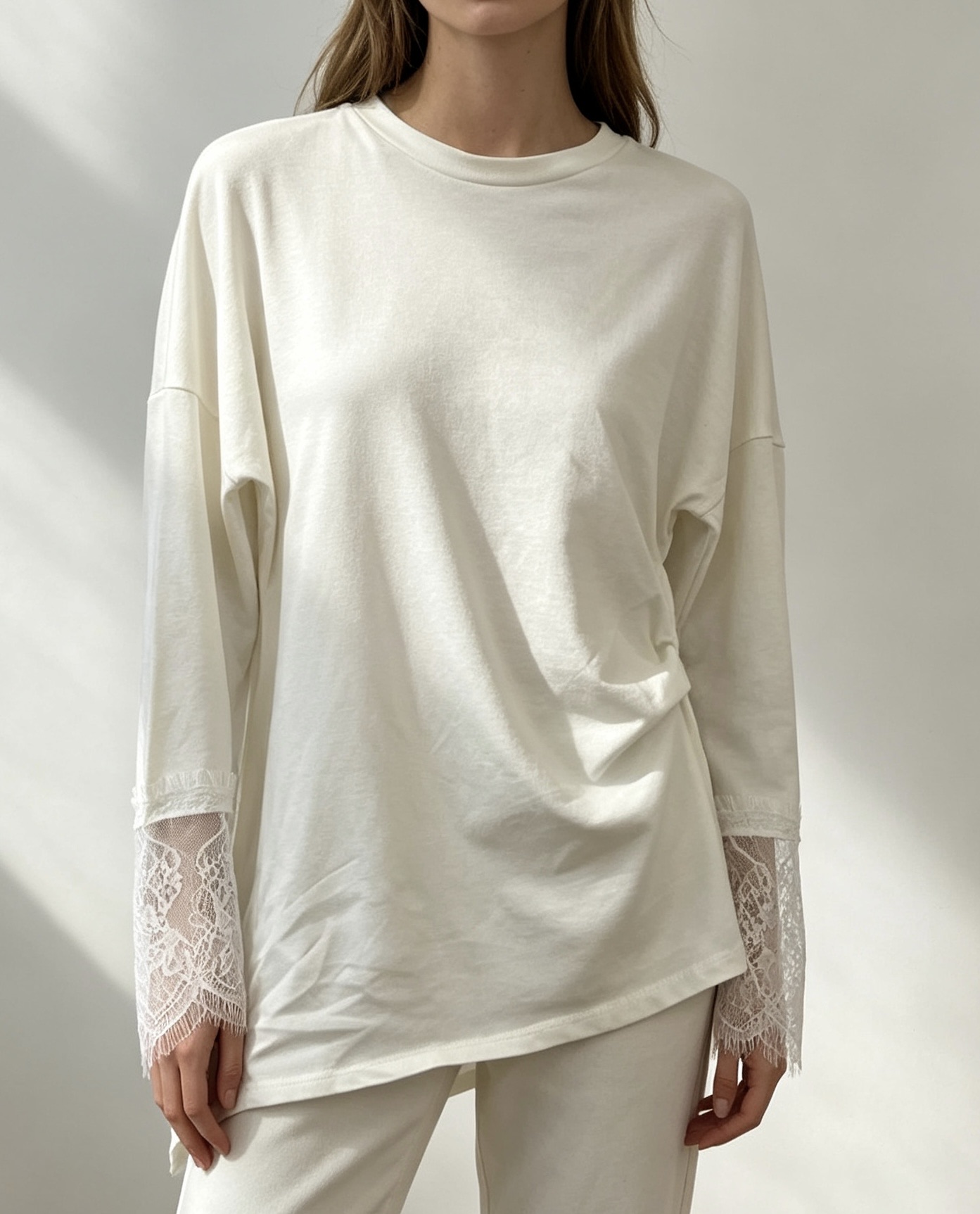 Relaxed Lace-Trim Top