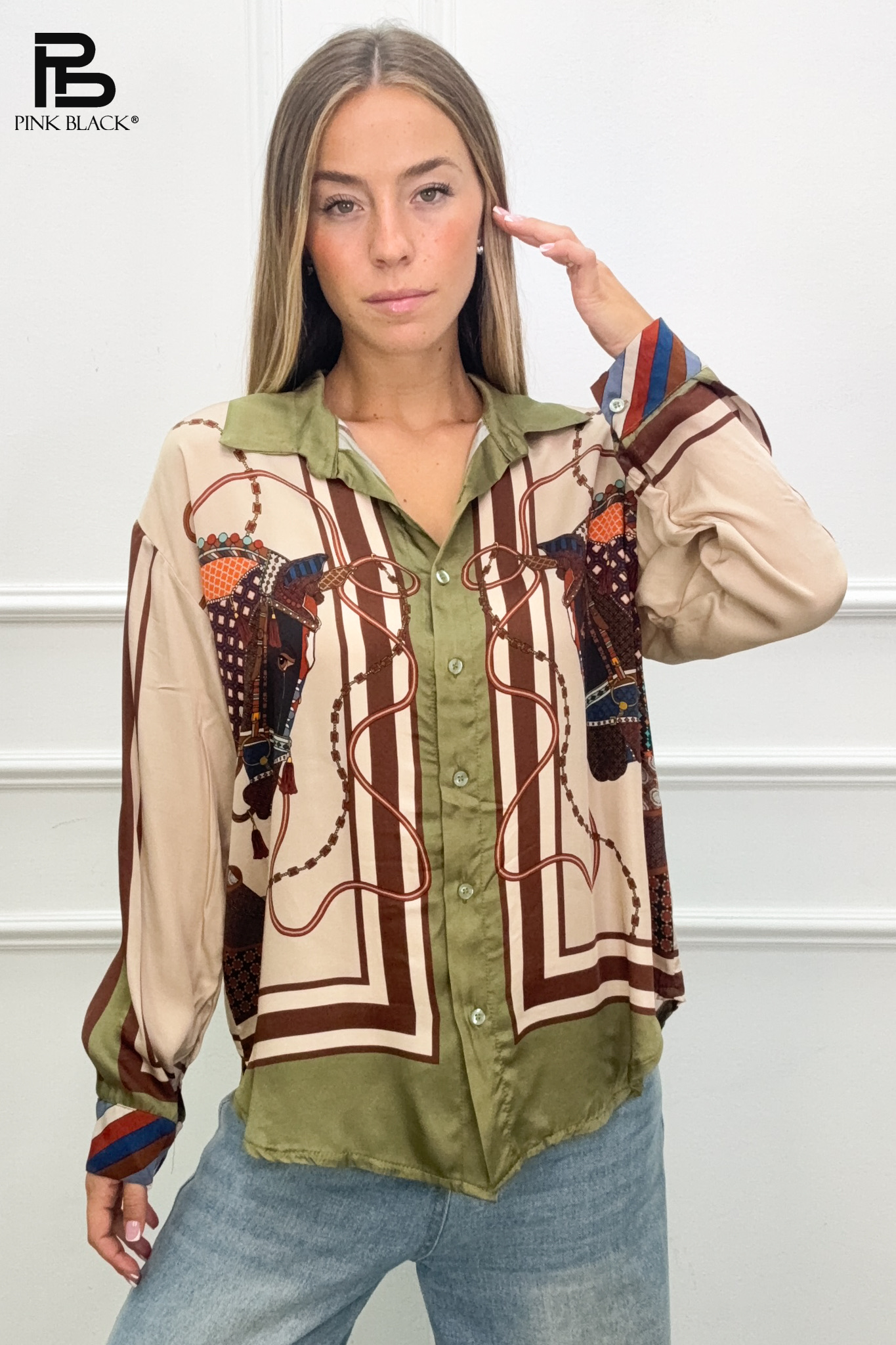 Relaxed Shirt with Collar