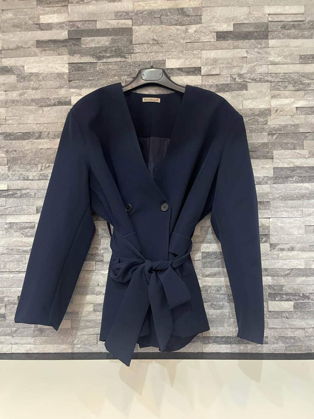 Regular Jacket with Tie Belt