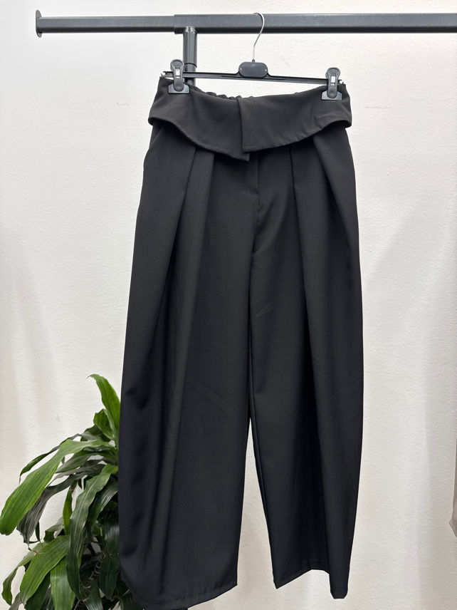 Wide-Leg Pleated Trousers
