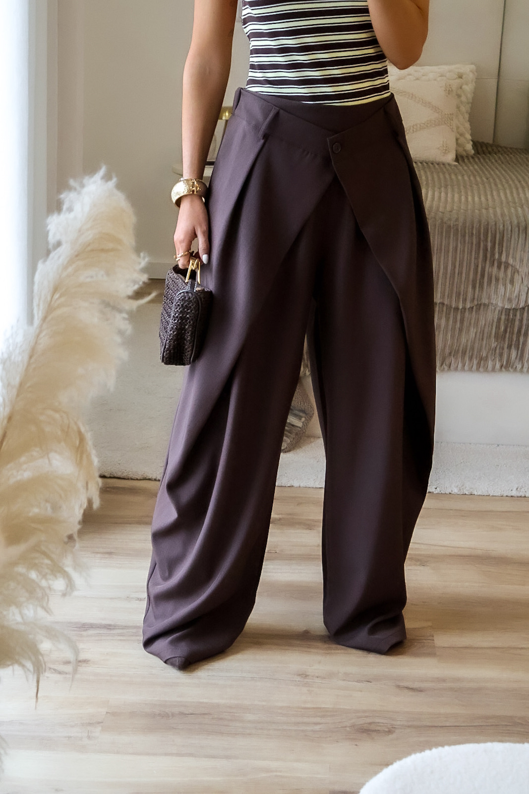 Wide-Leg Pleated Trousers