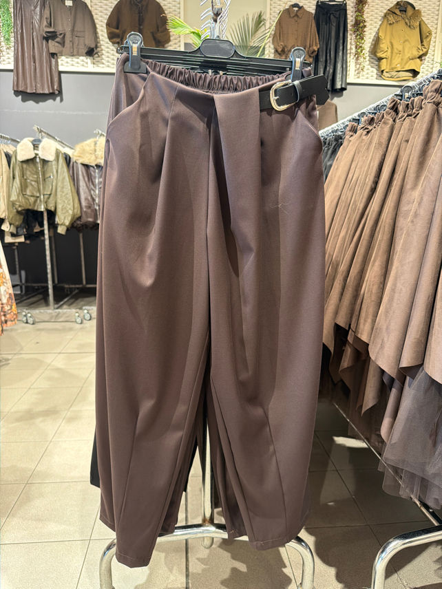 Wide Pleated Trousers