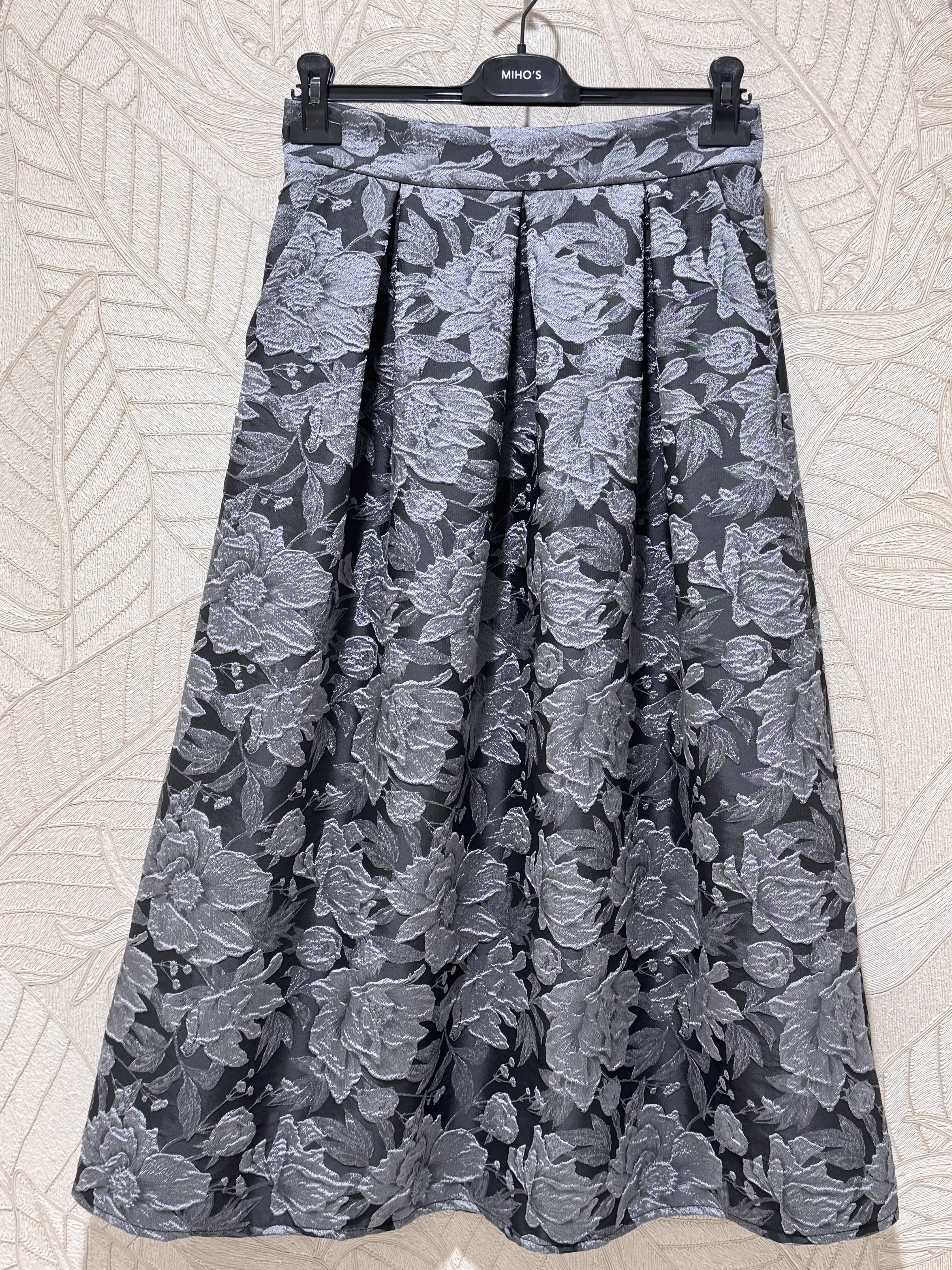Pleated Flared Maxi Skirt
