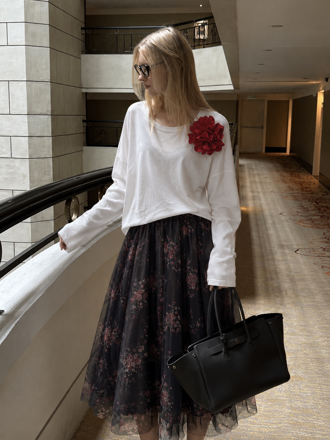 Relaxed Sweatshirt with Bow