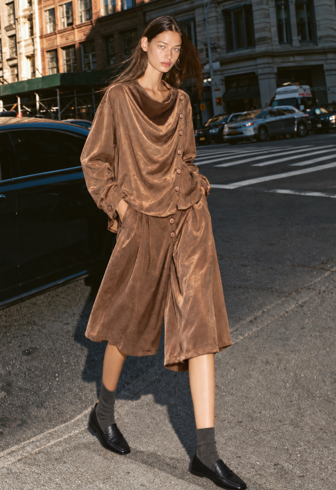 Wide Midi Pleated Trousers