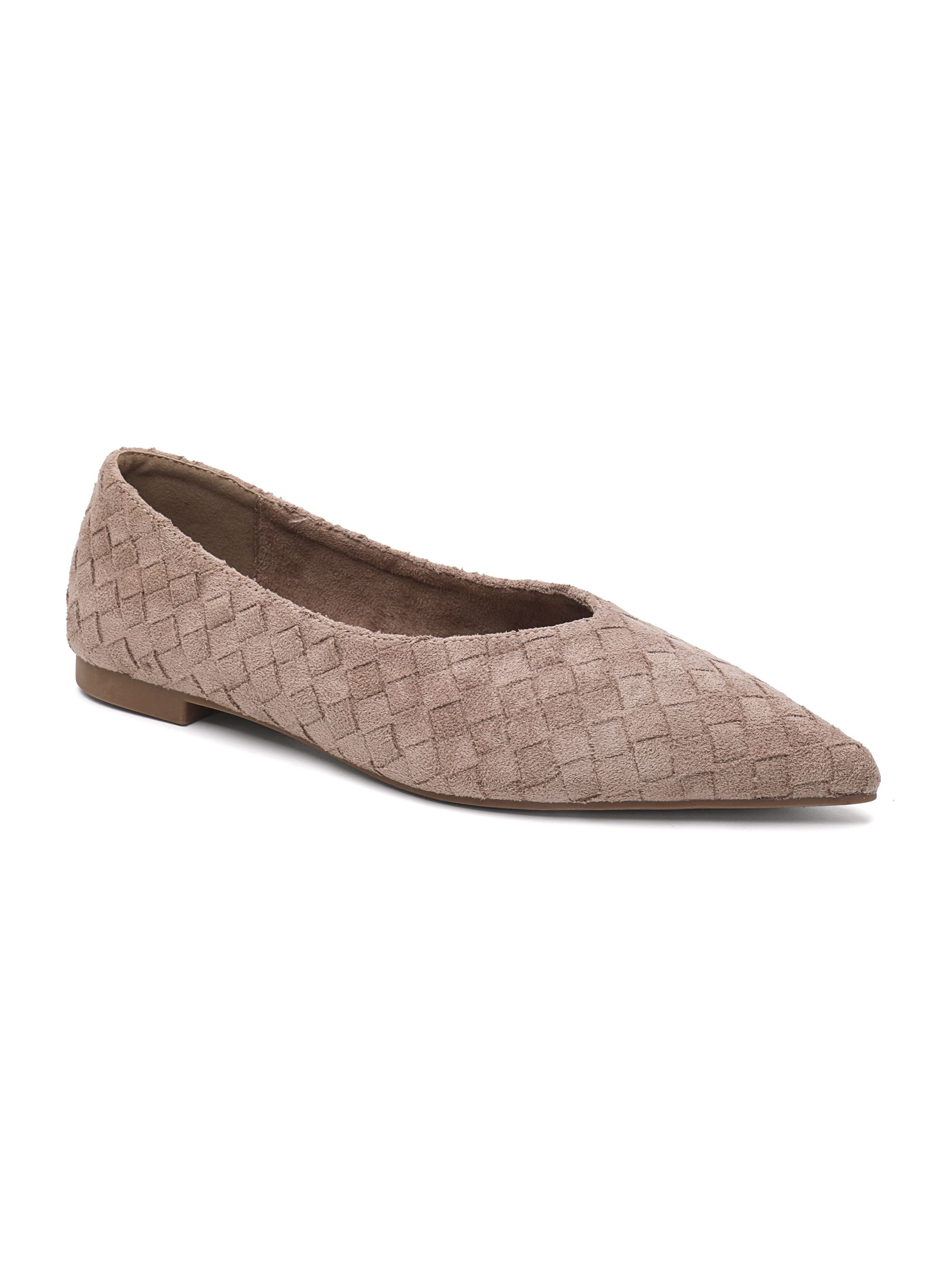 Pointed Matte Ballerinas