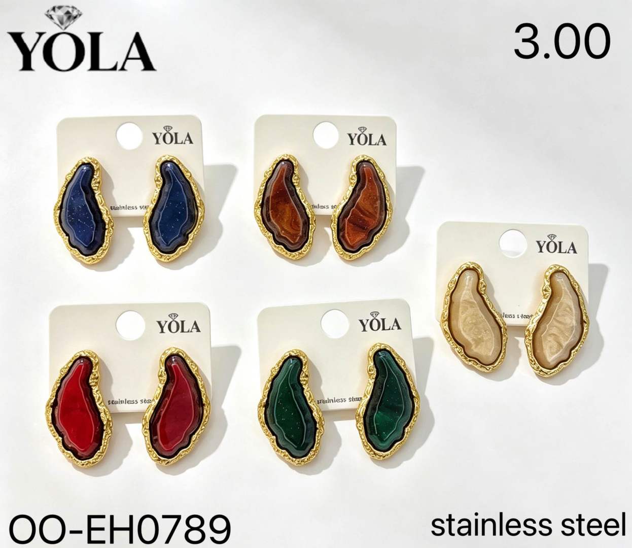 Gold Earrings with Stone