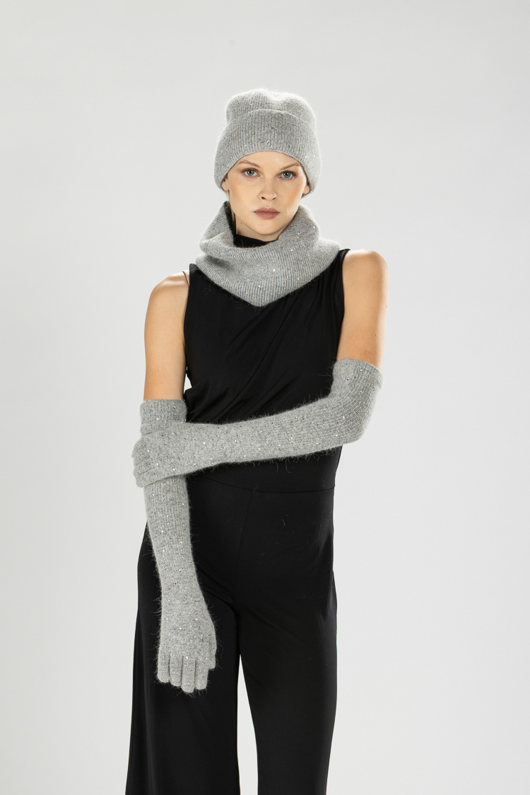 Ribbed Snood with Stud Accents