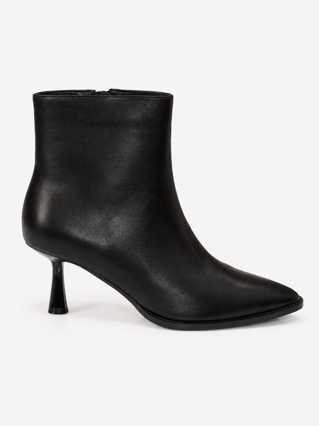 Cup‑Heel Ankle Boots