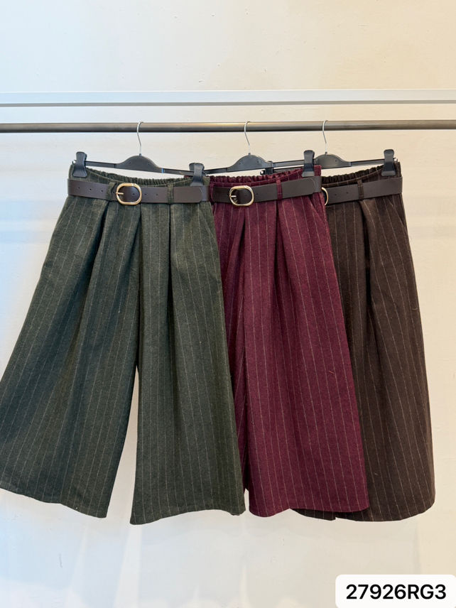 Wide-Leg Pleated Trousers