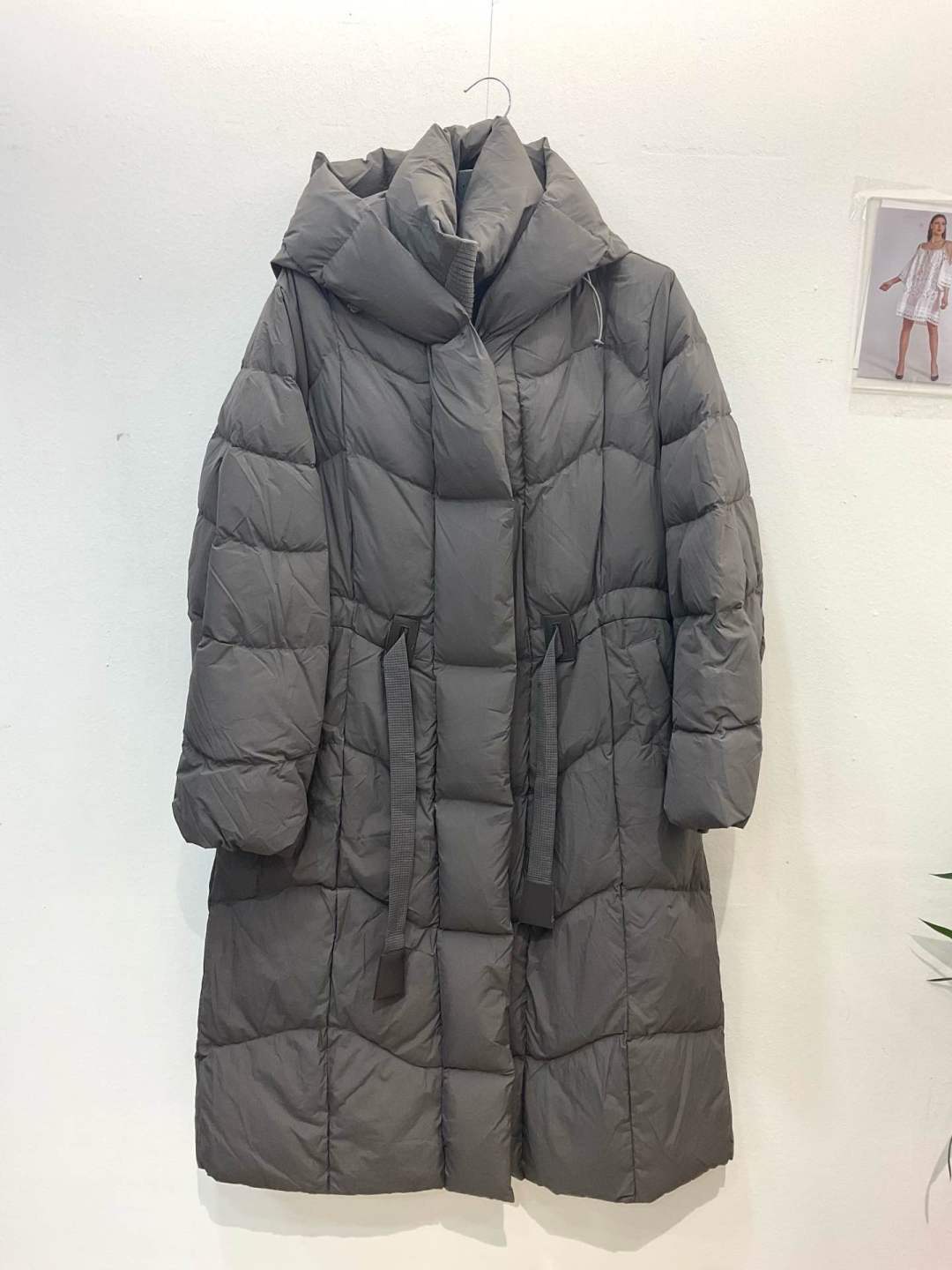 Mid-length Hooded Coat