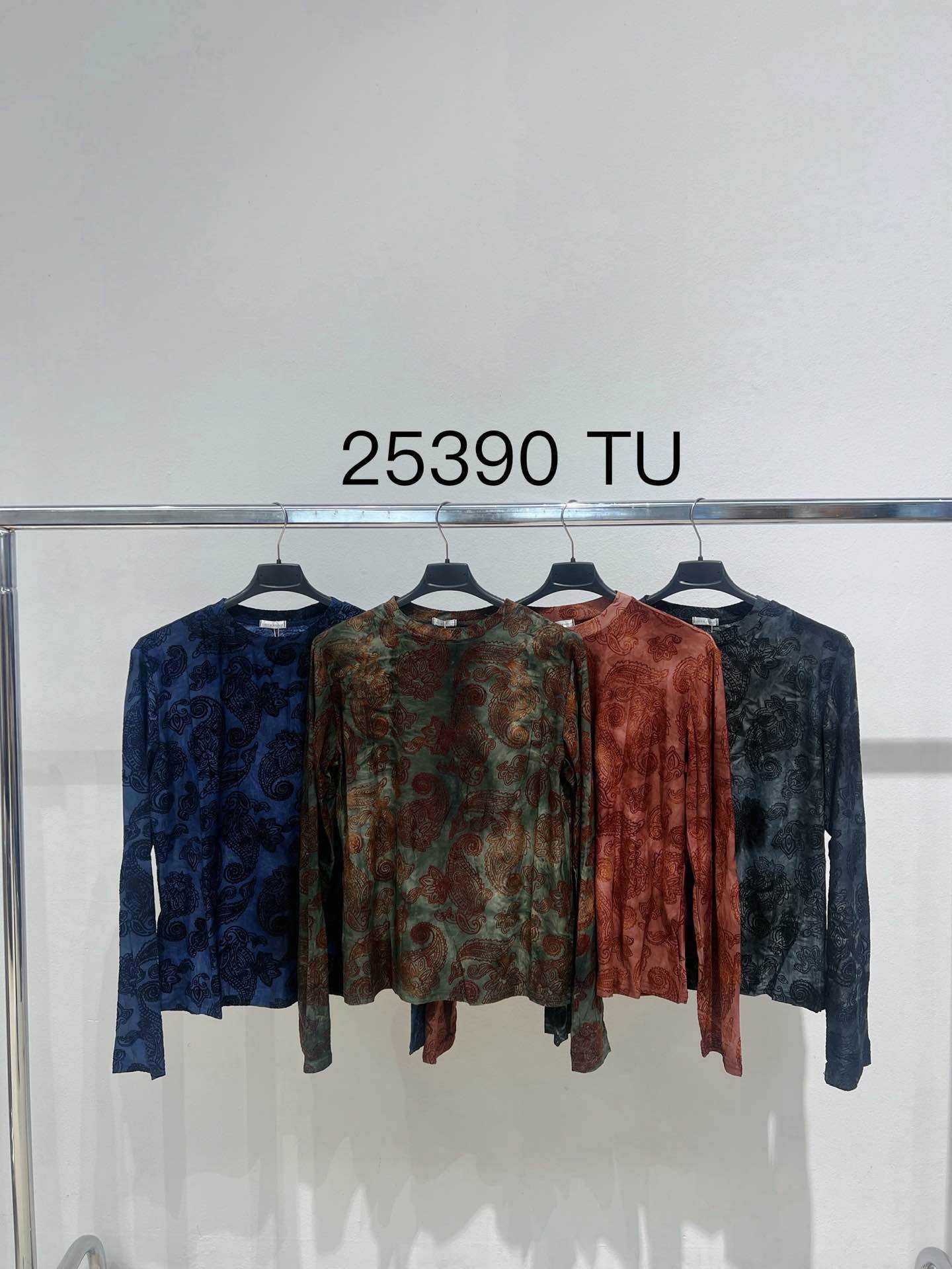 Fitted Paisley Top