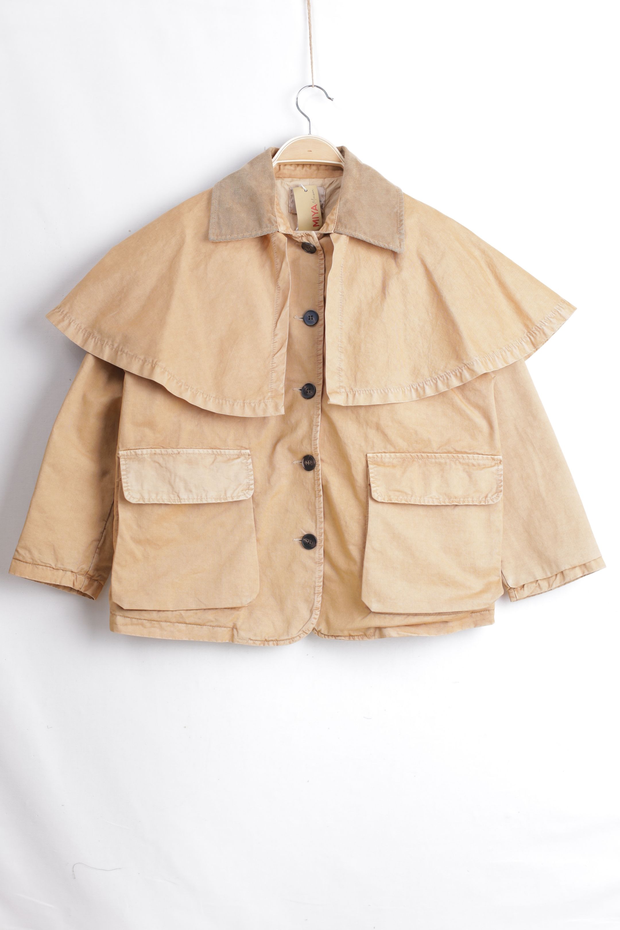 Relaxed Straight Jacket