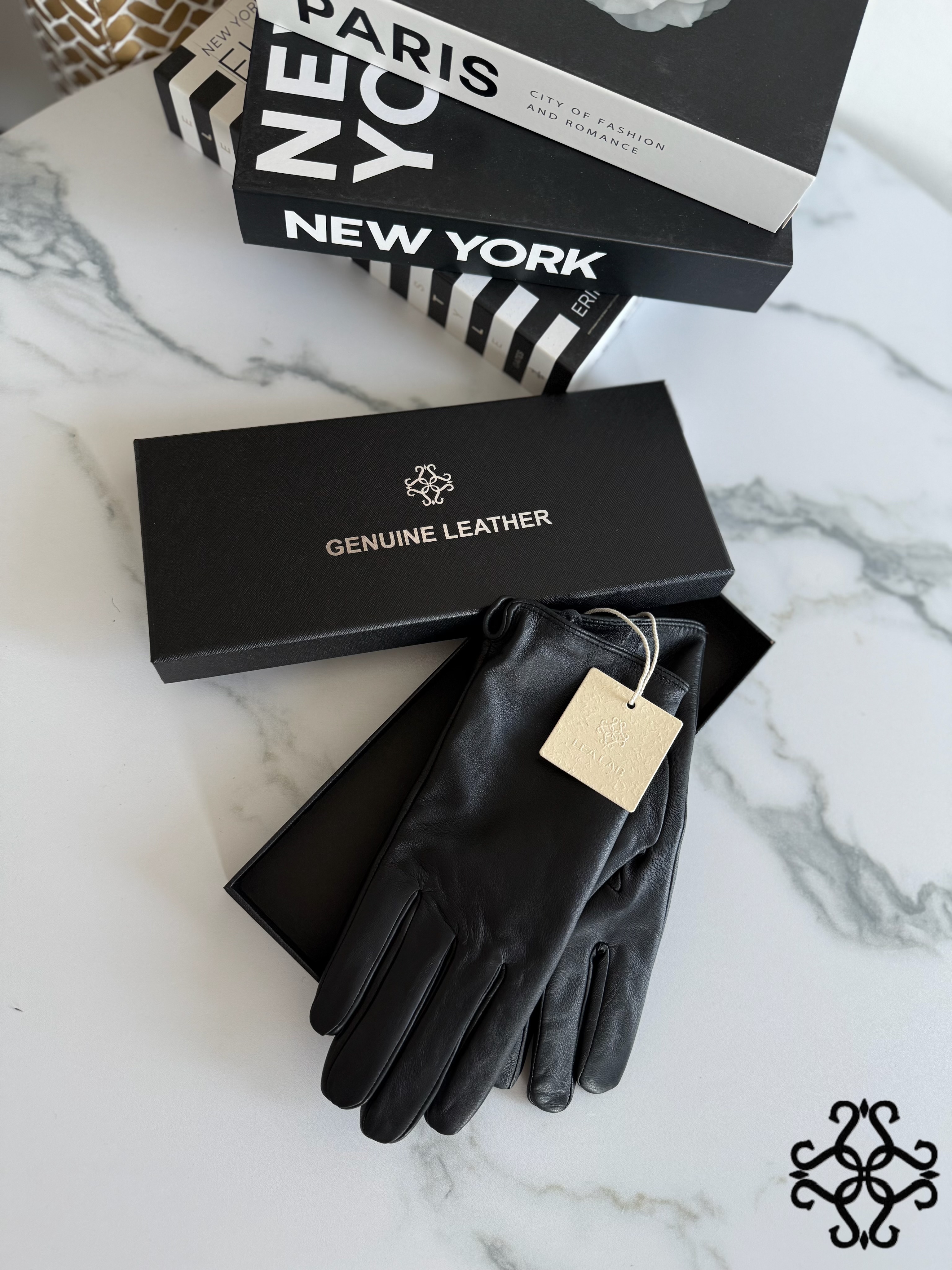 Classic Leather Gloves