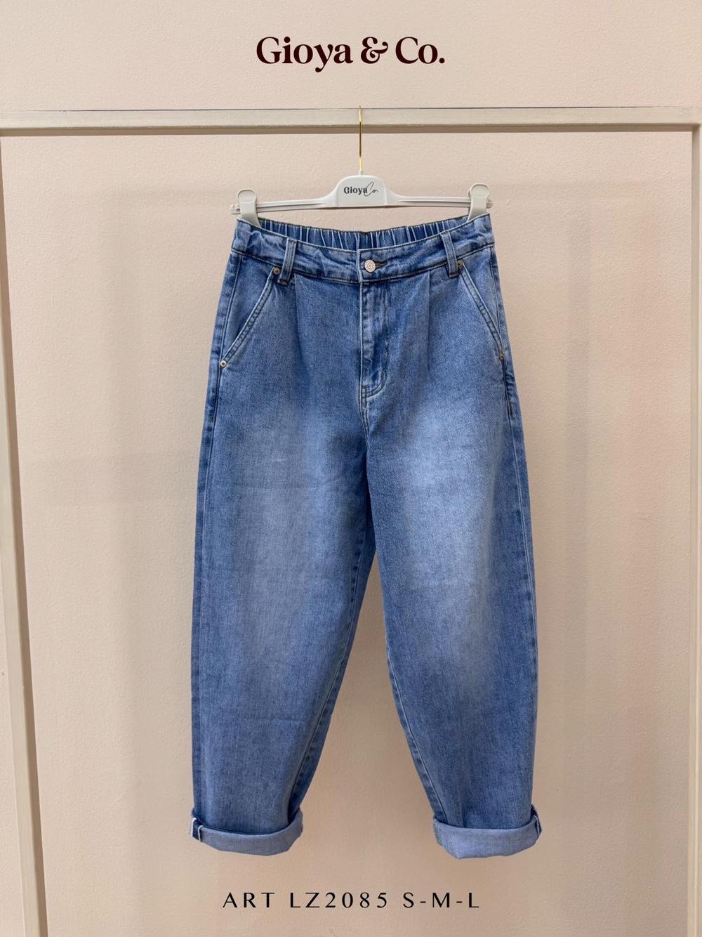 High‑Waist Wide‑Leg Jeans