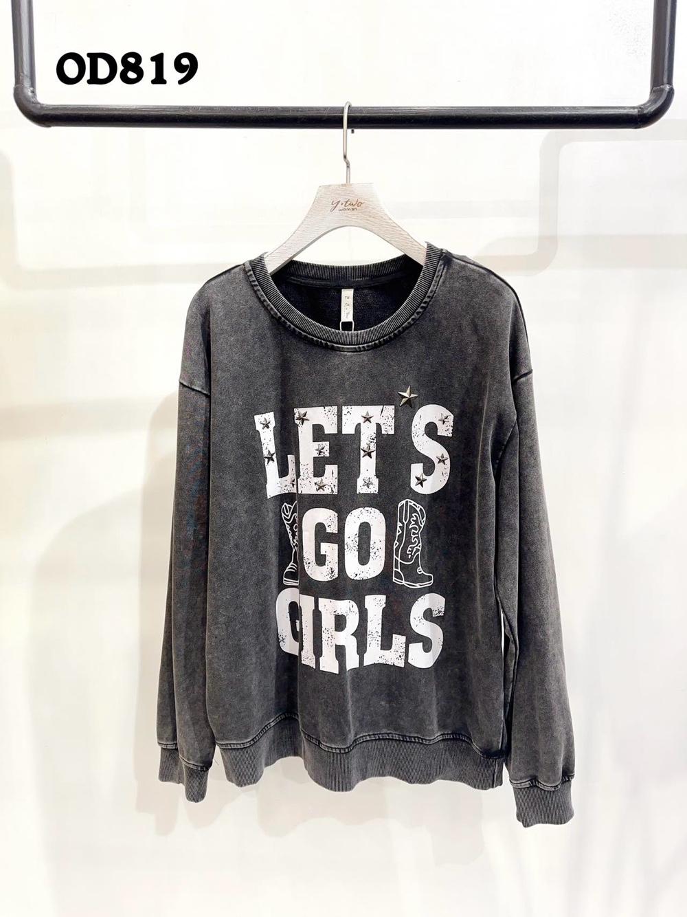 Oversize Studded Sweatshirt